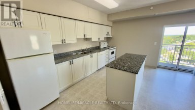 818 - 239 AUBURN DRIVE Waterloo Ontario photo 4