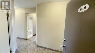 818 - 239 AUBURN DRIVE Waterloo Ontario photo 7