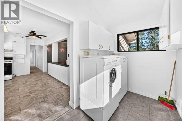 7219 Bow Crescent NW, Calgary, Alberta, T3B2C9