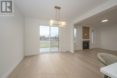 4211 LIBERTY CROSSING London South (South V) Ontario photo 14