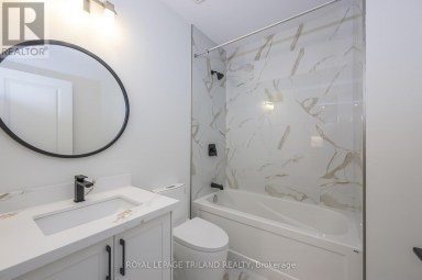 4211 LIBERTY CROSSING London South (South V) Ontario photo 41