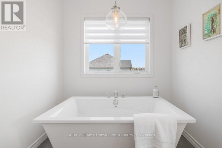 48 MACALISTER BOULEVARD, Guelph (Kortright East), Ontario, N1G0G6