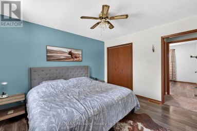 38823 VIENNA STREET Bluewater (Stanley) Ontario photo 17