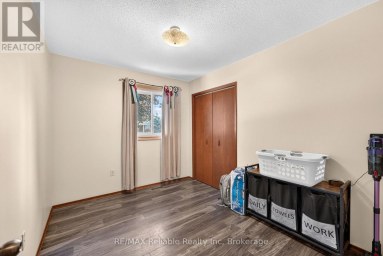 38823 VIENNA STREET Bluewater (Stanley) Ontario photo 22