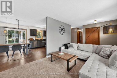 38823 VIENNA STREET Bluewater (Stanley) Ontario photo 4