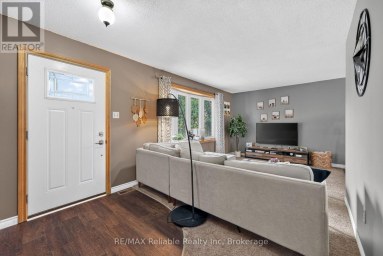 38823 VIENNA STREET Bluewater (Stanley) Ontario photo 6