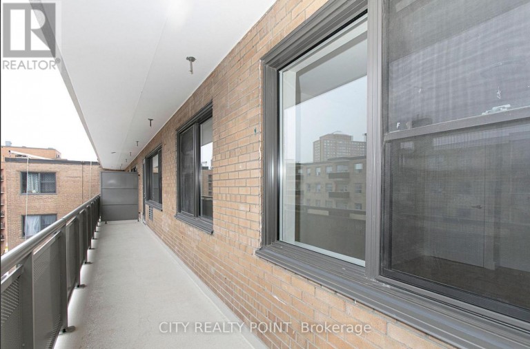 601 - 2 GRANDSTAND PLACE, Toronto (Thorncliffe Park), Ontario, M4H1E2
