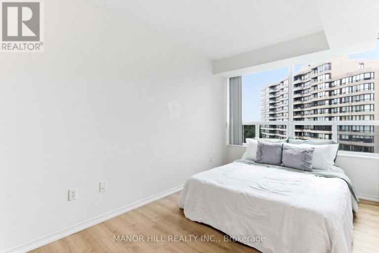 814 - 11 TOWNSGATE DRIVE, Vaughan (Crestwood-Springfarm-Yorkhill), Ontario, L4J8G4