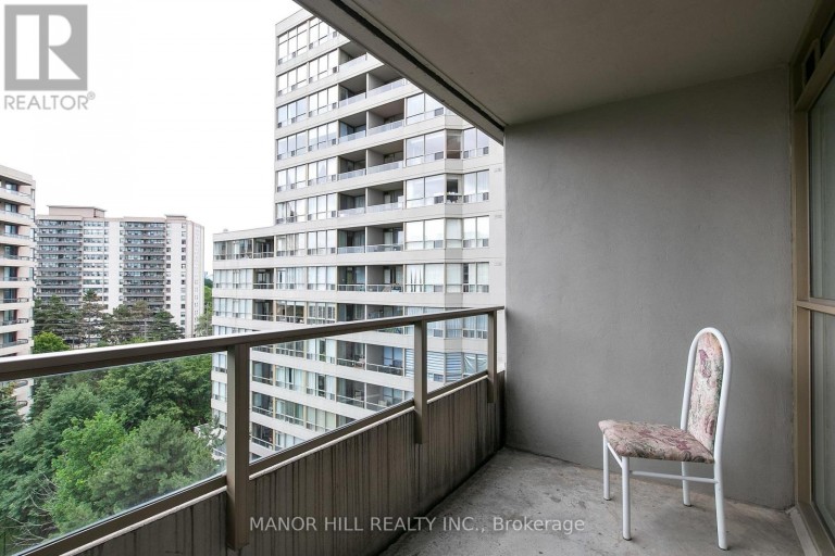 814 - 11 TOWNSGATE DRIVE, Vaughan (Crestwood-Springfarm-Yorkhill), Ontario, L4J8G4