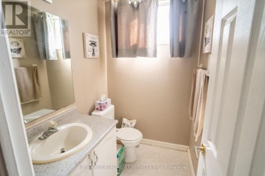 56 HERSEY CRESCENT Barrie (Holly) Ontario photo 22