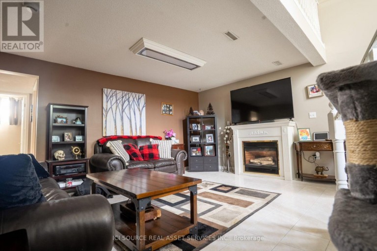 56 HERSEY CRESCENT, Barrie (Holly), Ontario, L4N8R2