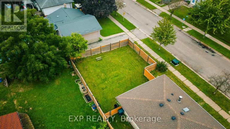 56 ASHBURY AVENUE, London South (South Y), Ontario, N6E1T1