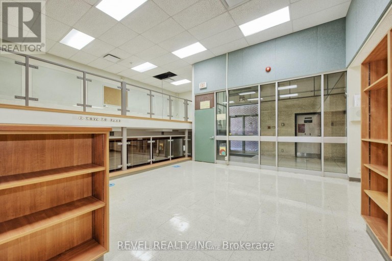 45 RANDALL AVENUE, Hamilton (Stoney Creek), Ontario, L8G2K8