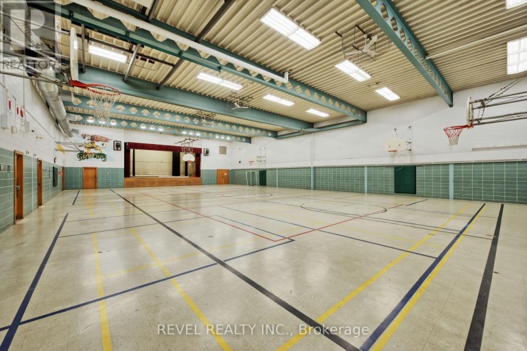45 RANDALL AVENUE, Hamilton (Stoney Creek), Ontario, L8G2K8