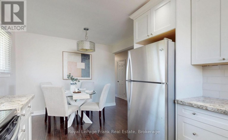 121 LABRADOR DRIVE, Oshawa (Donevan), Ontario, L1H7E4
