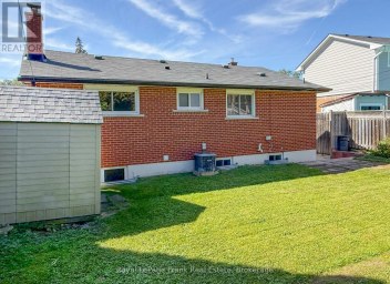 121 LABRADOR DRIVE Oshawa (Donevan) Ontario photo 41