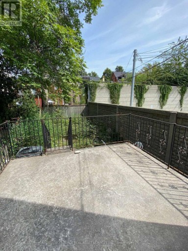 2 - 54 MARKHAM STREET, Toronto (Trinity-Bellwoods), Ontario, M6J2G5