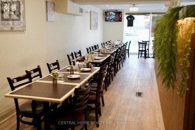 10123 YONGE STREET Richmond Hill (Crosby) Ontario photo 5