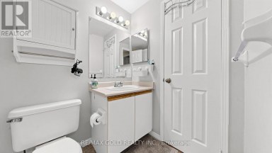 29 SRIGLEY STREET Barrie (Holly) Ontario photo 30