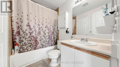 29 SRIGLEY STREET Barrie (Holly) Ontario photo 31