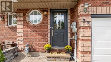 29 SRIGLEY STREET Barrie (Holly) Ontario photo 4