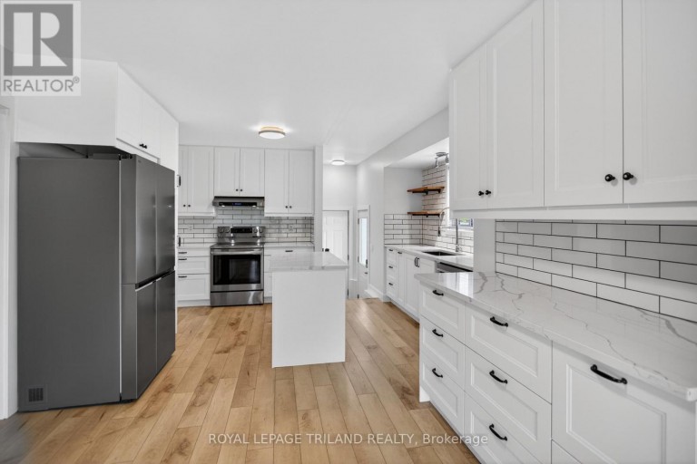 48 COTTONWOOD DRIVE, St. Thomas, Ontario, N5P4M7