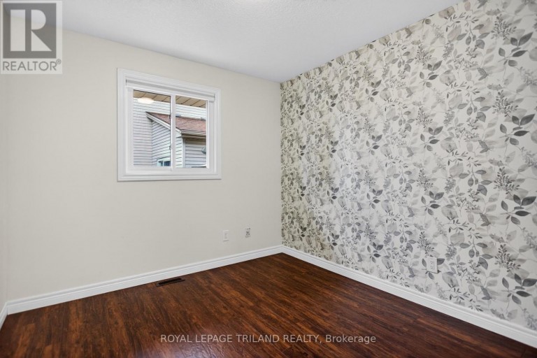 48 COTTONWOOD DRIVE, St. Thomas, Ontario, N5P4M7