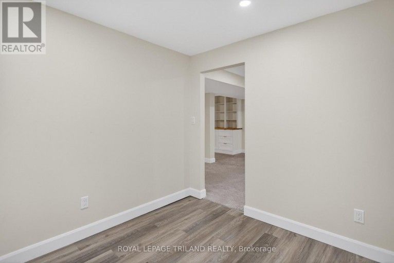 48 COTTONWOOD DRIVE, St. Thomas, Ontario, N5P4M7