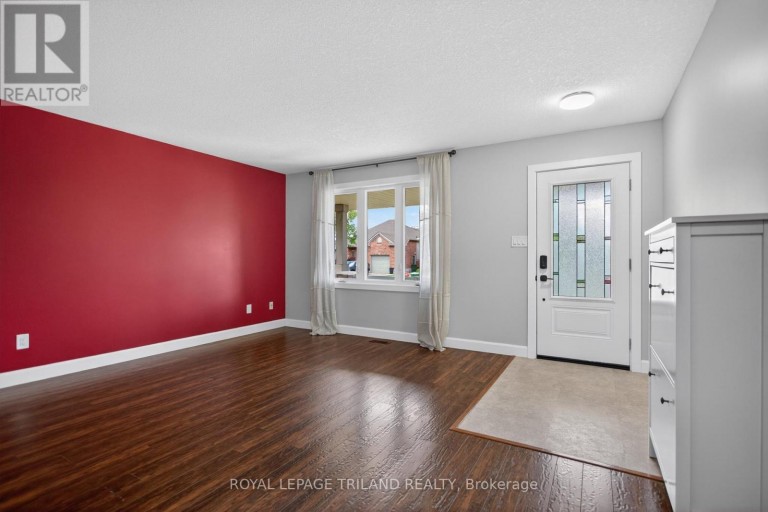 48 COTTONWOOD DRIVE, St. Thomas, Ontario, N5P4M7