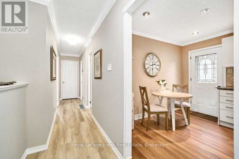 1006 CARDINAL COURT, Oshawa (Eastdale), Ontario, L1G6Y4