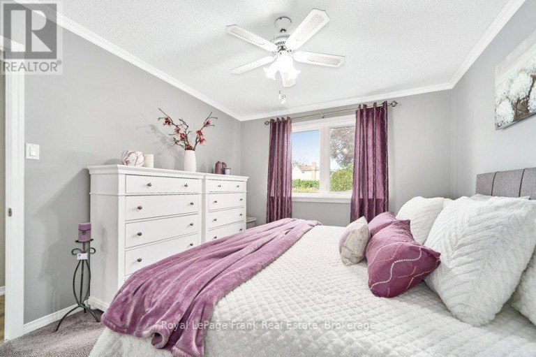 1006 CARDINAL COURT, Oshawa (Eastdale), Ontario, L1G6Y4