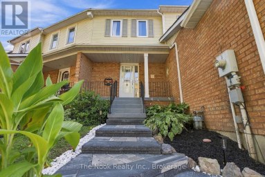 38 GALBRAITH COURT Clarington (Bowmanville) Ontario photo 2