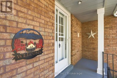 38 GALBRAITH COURT Clarington (Bowmanville) Ontario photo 3