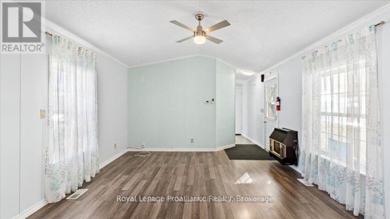 18 - 311 DUNDAS STREET E, Quinte West (Trenton Ward), Ontario, K8V1M1