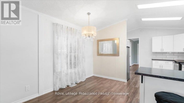 18 - 311 DUNDAS STREET E, Quinte West (Trenton Ward), Ontario, K8V1M1