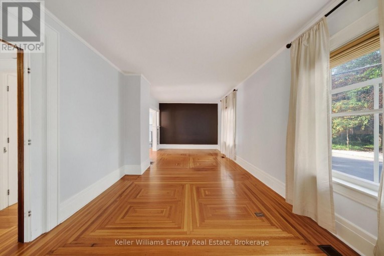 3 DOWNES AVENUE, Prince Edward County (Picton Ward), Ontario, K0K2T0
