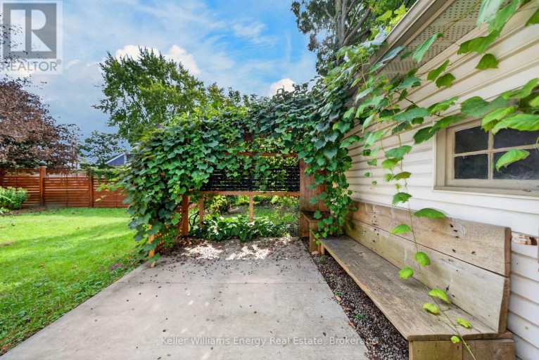 3 DOWNES AVENUE, Prince Edward County (Picton Ward), Ontario, K0K2T0