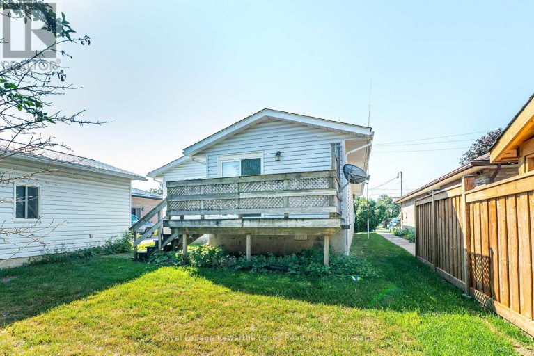 182 COLBORNE STREET W, Kawartha Lakes (Lindsay), Ontario, K9V6A1