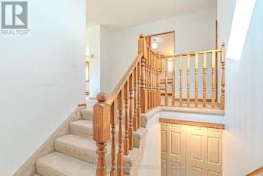 182 COLBORNE STREET W Kawartha Lakes (Lindsay) Ontario photo 6