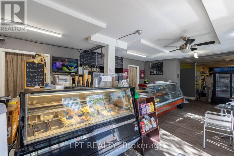 104 & 105 - 928 LAKE DRIVE E, Georgina (Sutton & Jackson's Point), Ontario, L0E1L0