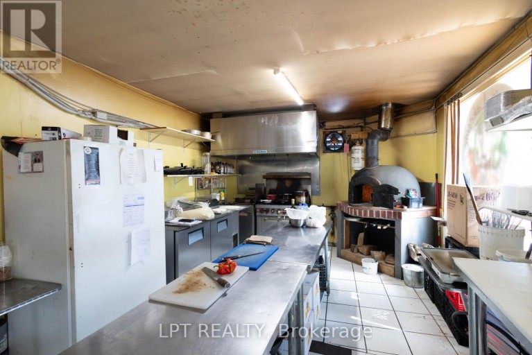 104 & 105 - 928 LAKE DRIVE E, Georgina (Sutton & Jackson's Point), Ontario, L0E1L0