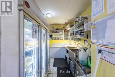104 & 105 - 928 LAKE DRIVE E Georgina (Sutton & Jackson's Point) Ontario photo 22
