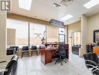 3 - 15461 YONGE STREET Aurora (Aurora Village) Ontario photo 3