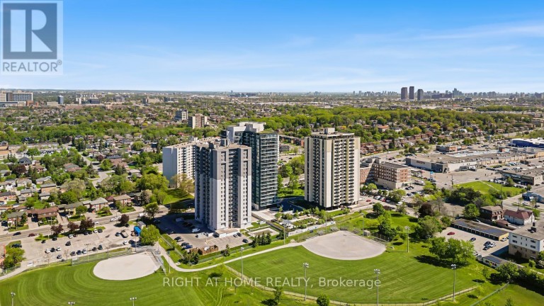 1511 - 1461 LAWRENCE AVENUE, Toronto (Brookhaven-Amesbury), Ontario, M6L0A6