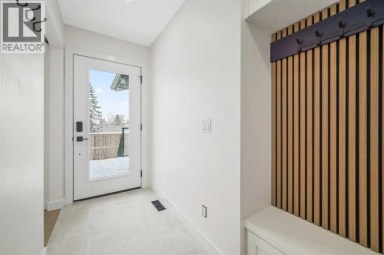 3224 24A Street SW Calgary Alberta photo 13
