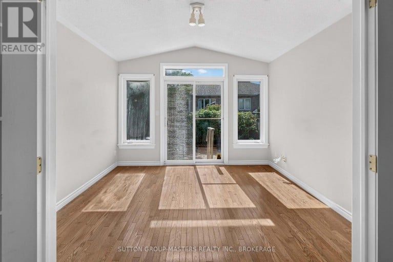 675 MILLWOOD DRIVE, Kingston (City SouthWest), Ontario, K7M8Z1