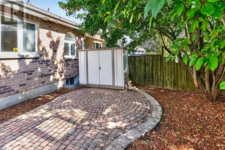 675 MILLWOOD DRIVE, Kingston (City SouthWest), Ontario, K7M8Z1