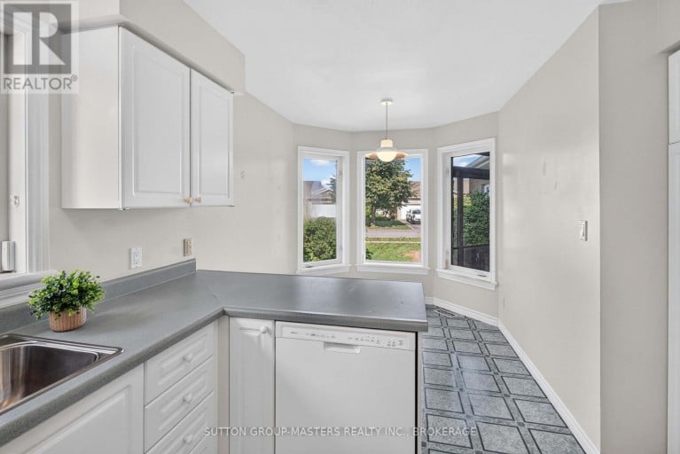 675 MILLWOOD DRIVE, Kingston (City SouthWest), Ontario, K7M8Z1