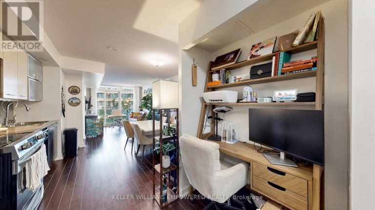 539 - 8 TELEGRAM MEWS, Toronto (Waterfront Communities), Ontario, M5V3Z5