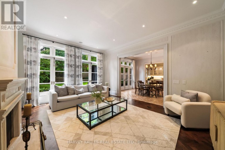250 FOREST HILL ROAD, Toronto (Forest Hill South), Ontario, M5P2N5